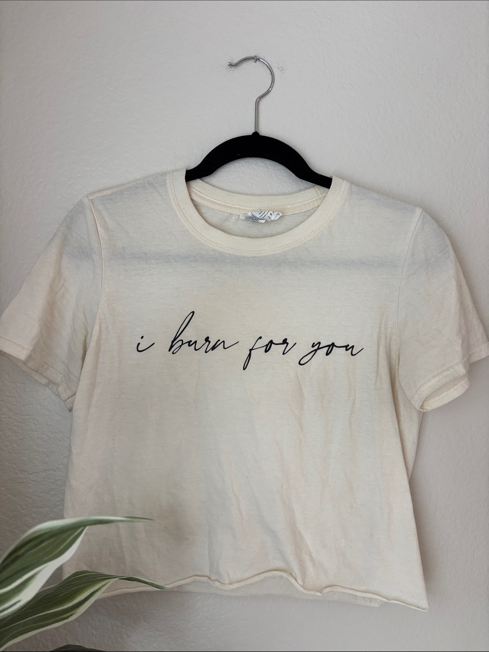 Bridgerton Cream Graphic Tee - "I Burn For You"
